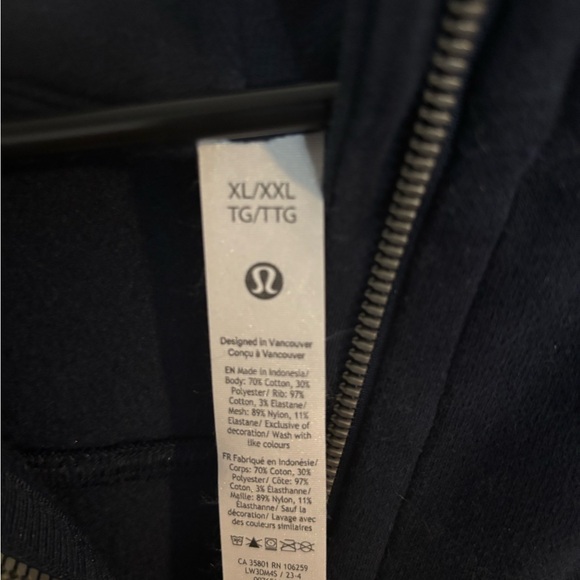 Lululemon Cropped Scuba Hoddie - Picture 2 of 4